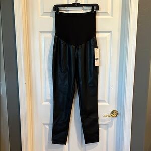 NWT Harper Grey Maternity Black Faux Leather Skinny Pants